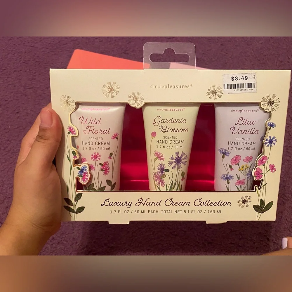 NWT 2 Notebooks with 1 Set of 3 Notebooks with Hand Cream Collection